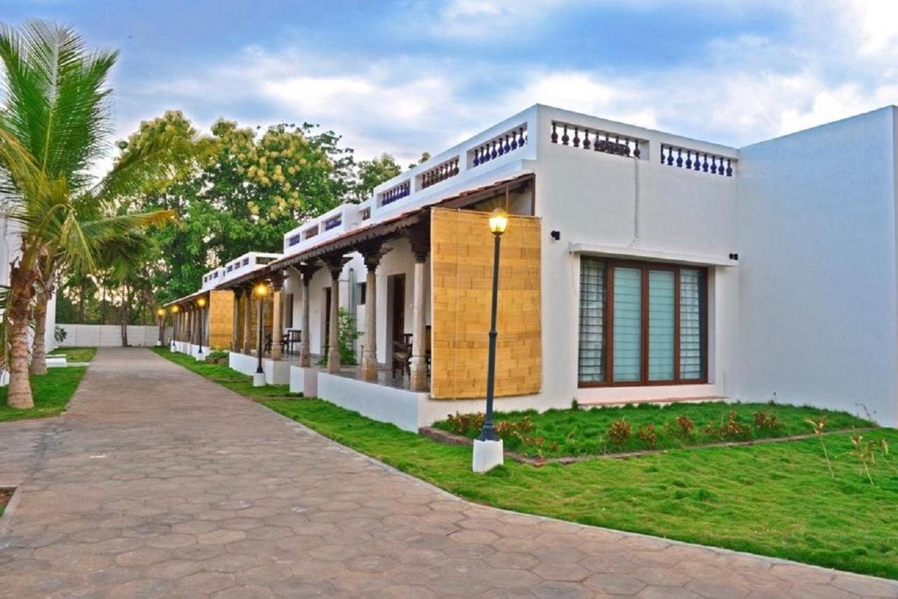 Thappa Garden Hotel Karaikudi Ngoại thất bức ảnh